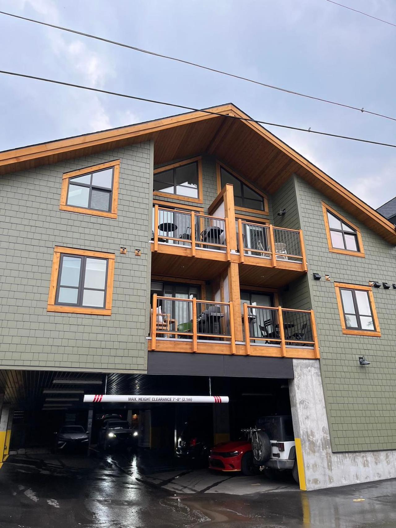 Appartement Special! New Downtown Mtn View Free Parking 2B&2B à Canmore Extérieur photo